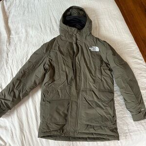North face McMurdo Parka